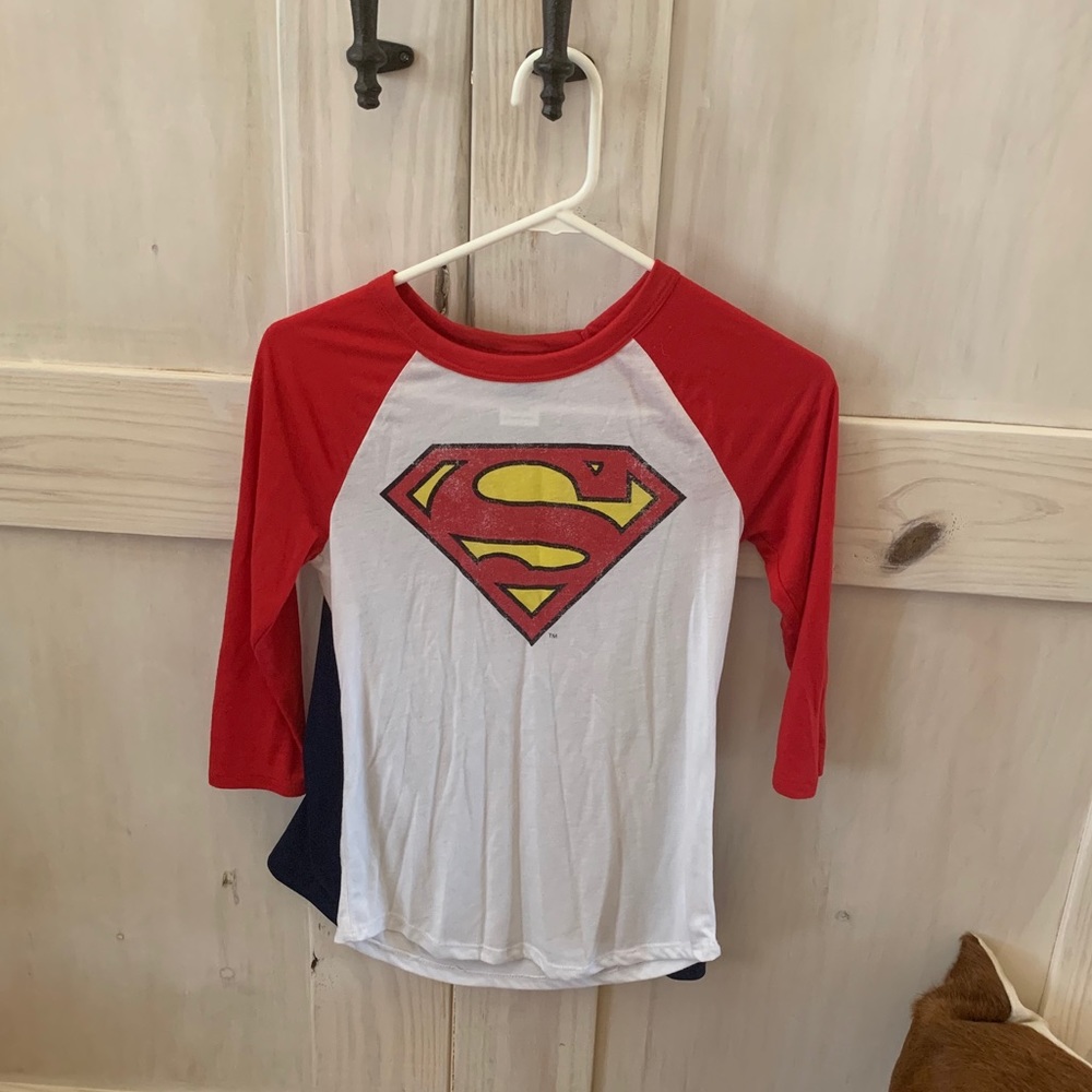 Women’s 3/4 sleeve Halloween caped Superman shirt